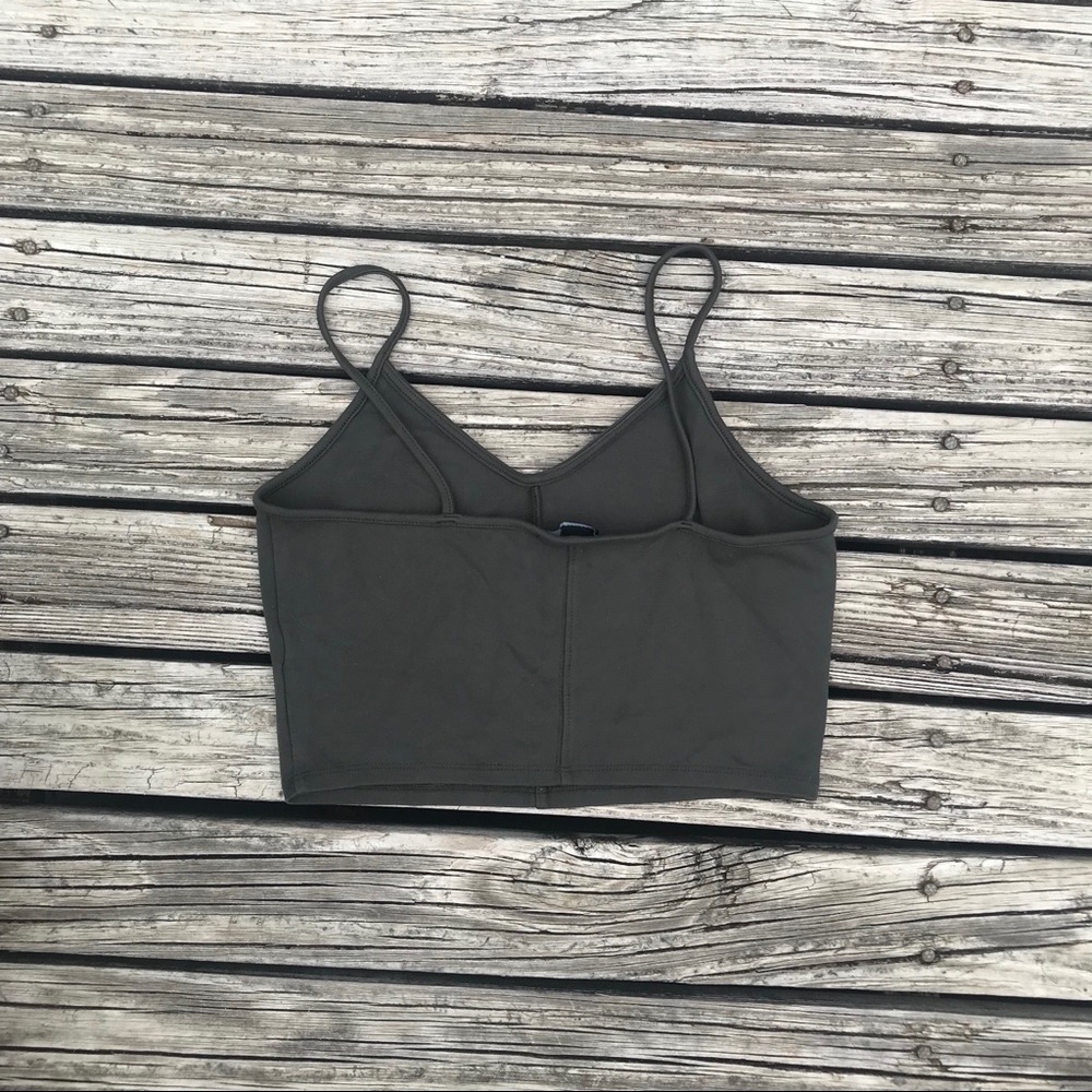 Cropped Tank - Picture 2 of 3